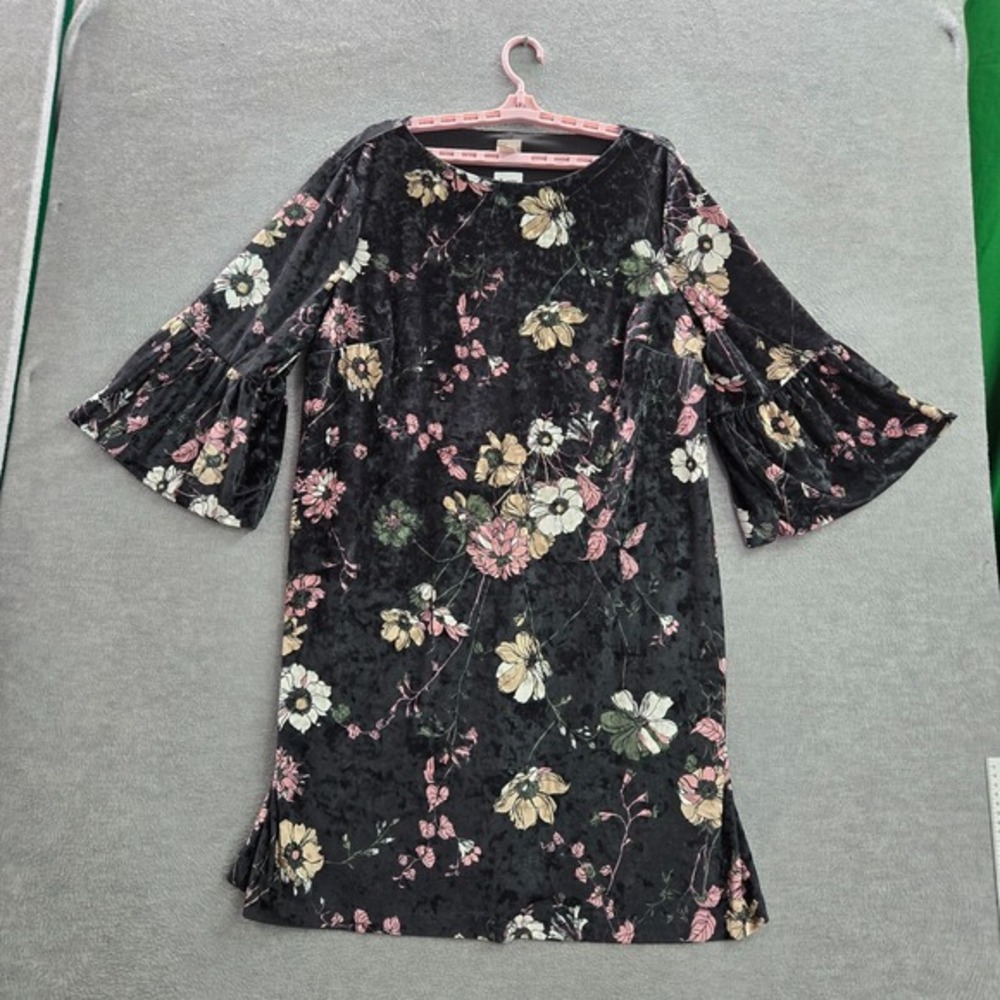 Chico's Women Dress 3 Black Floral Knee Length Shift Velvet Bell Sleeve Pullover